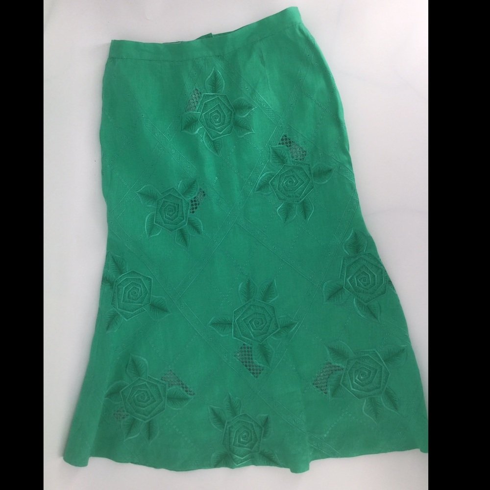 JSong Collection Size 8 Linen Green Maxi Skirt